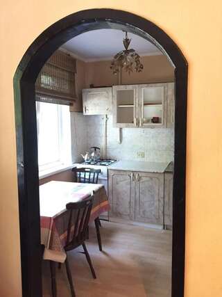 Апартаменты Apartment in 2 mikrorayon Алматы-1