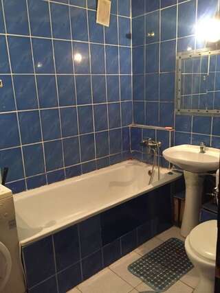 Апартаменты Apartment in 2 mikrorayon Алматы-4